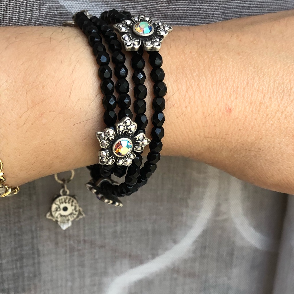 Sweet Romance Black Bead Wrap Bracelet- Nwot 42$